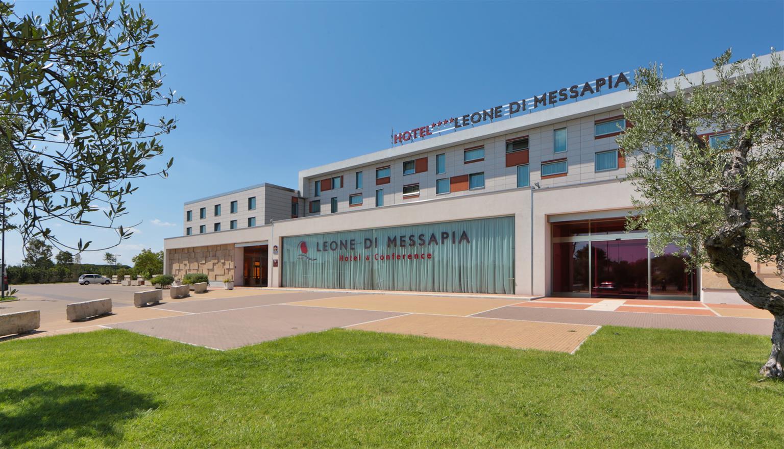 Best Western Plus Leone Di Messapia Hotel & Conference Lecce Exterior photo